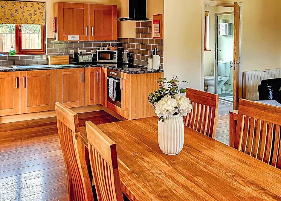 Heartsease Lodges