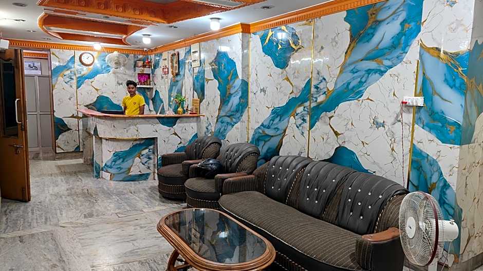 Hotel Aditya Palace