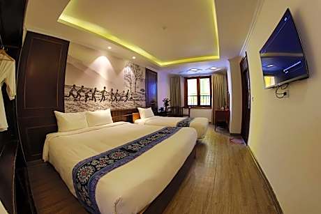Superior Triple Room