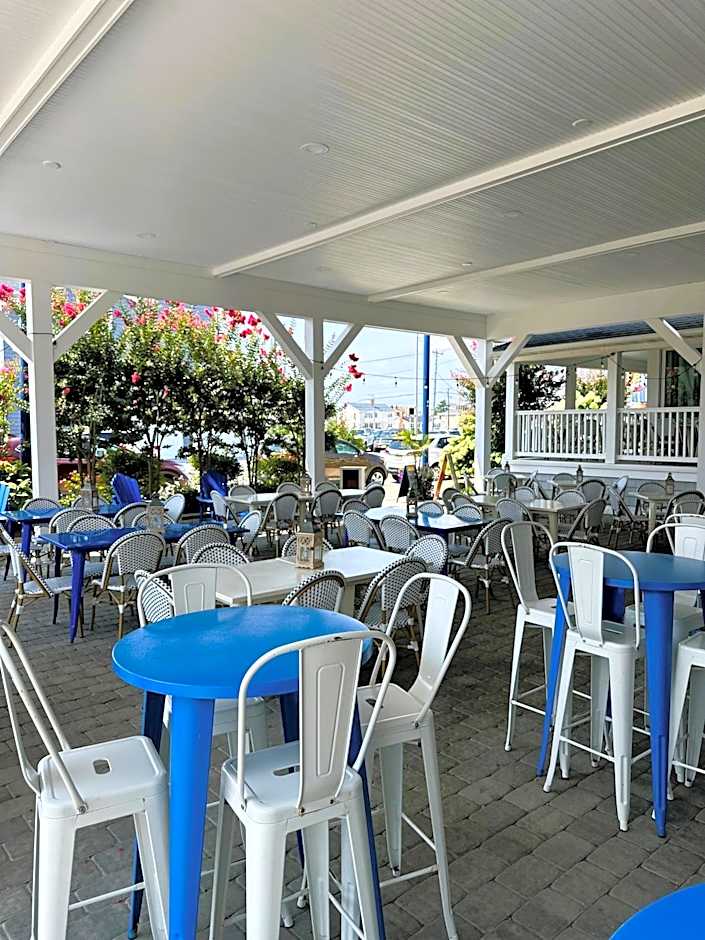 Surf City Hotel