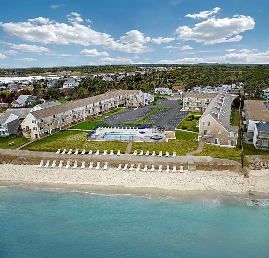Ocean Mist Beach Hotel & Suites