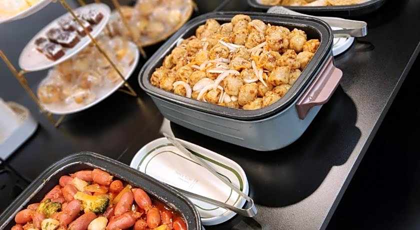 Workers Hotel Daejeon by Aank