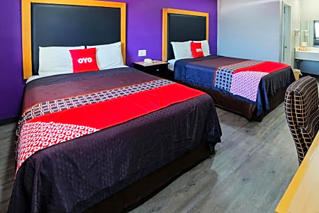 Room with 2 Queen Bed Suite