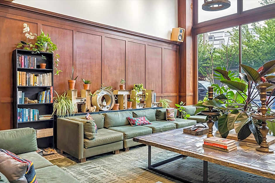 The Clyde Hotel Portland by Kasa Living