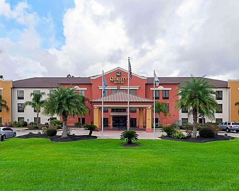 Quality Suites Sulphur – Sulphur, LA