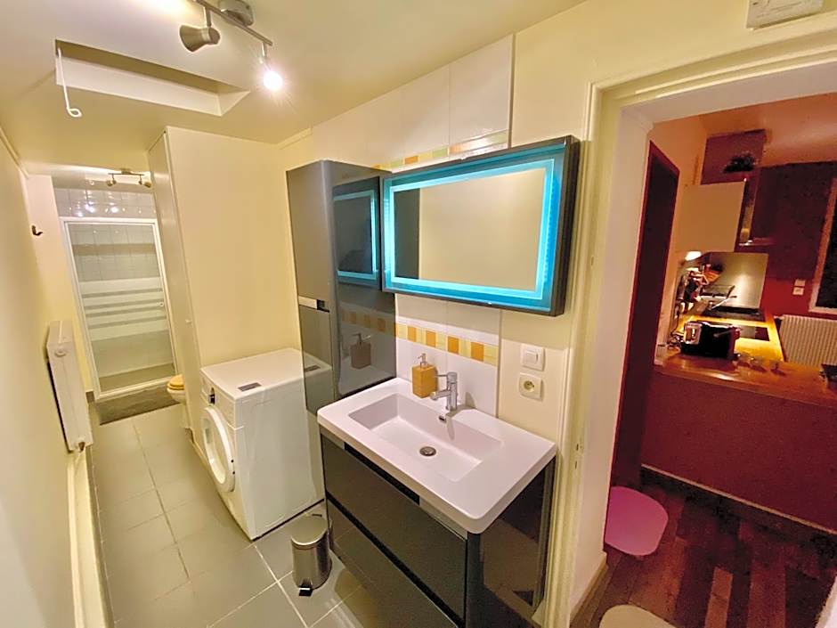 Suite avec Jacuzzi et Sauna Privée