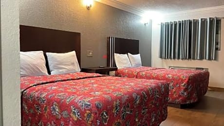 Double Room with Two Double Beds - Smoking