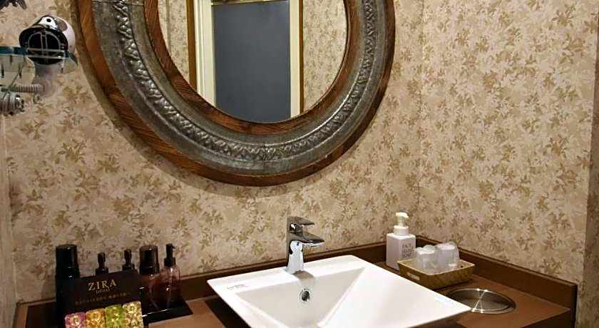 Hotel Pinon - Adult Only