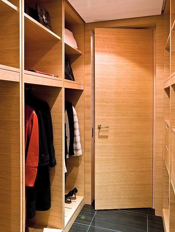 Hotel Marignan Champs-Elysees