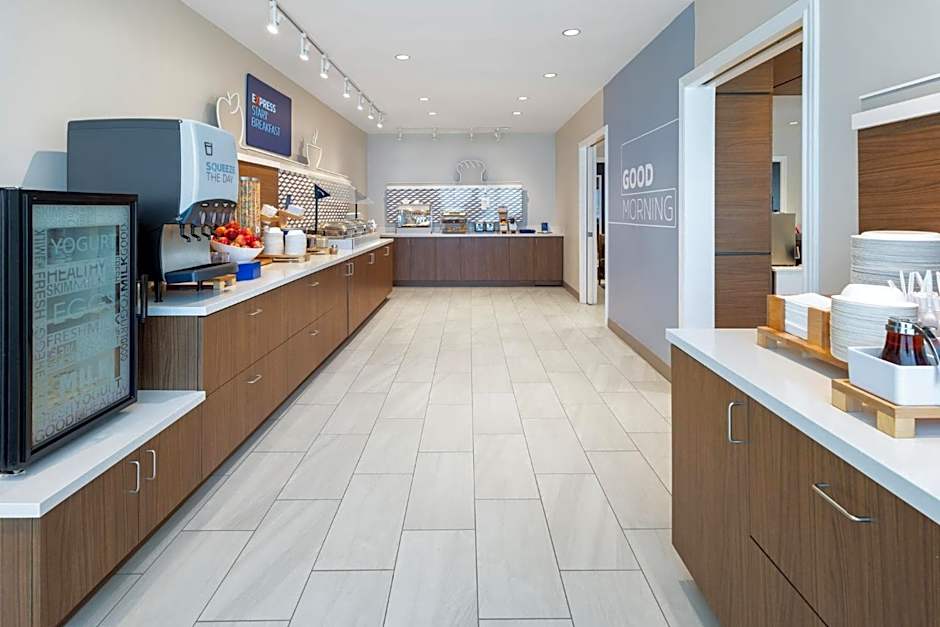 Holiday Inn Express and Suites Newberry By IHG