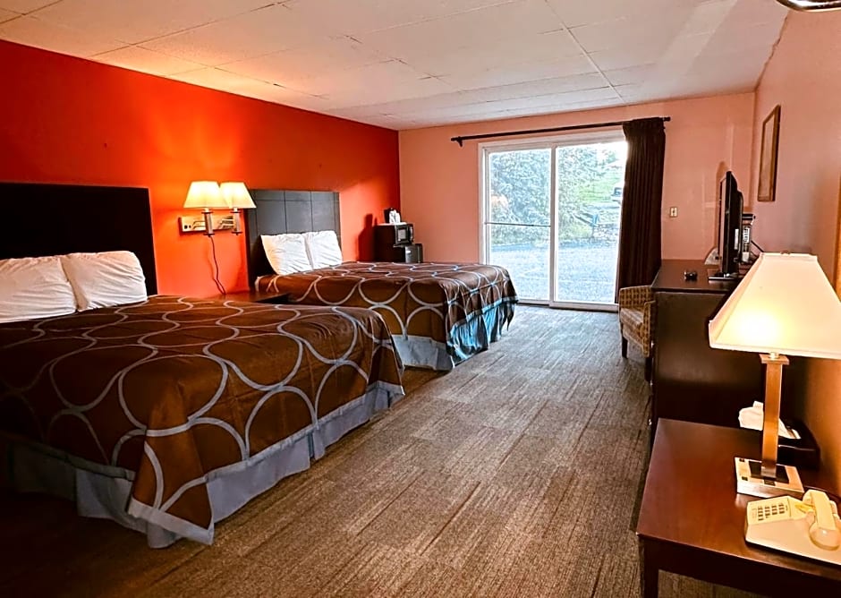 AmeriVu Inn & Suites - St Croix Falls