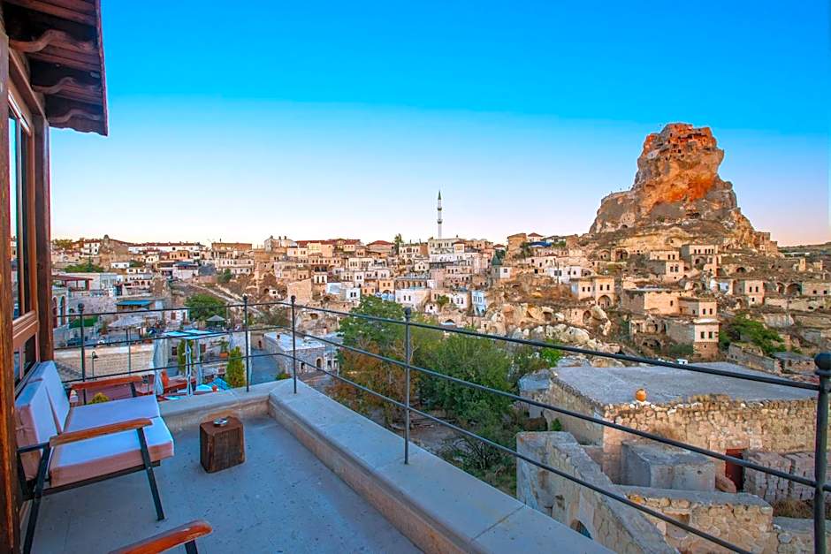 Cappa Via Cave Hotel