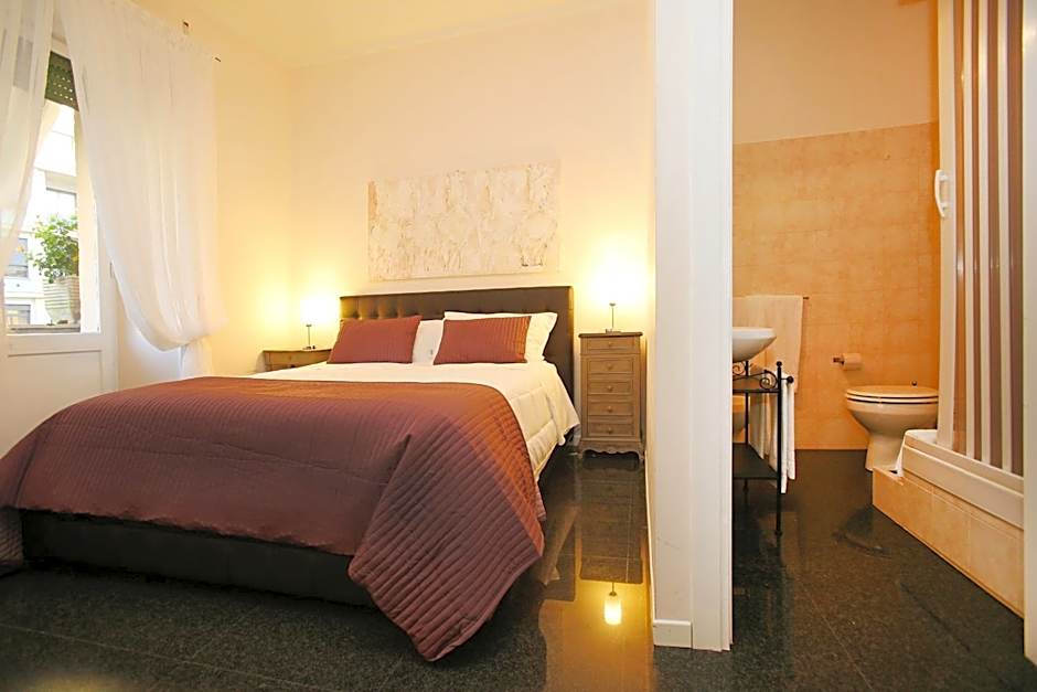 Amica Roma Guest House