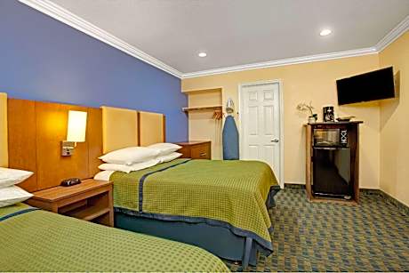 2 Queen Beds Non-Smoking