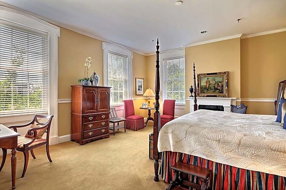 The Presidents' Quarters Inn