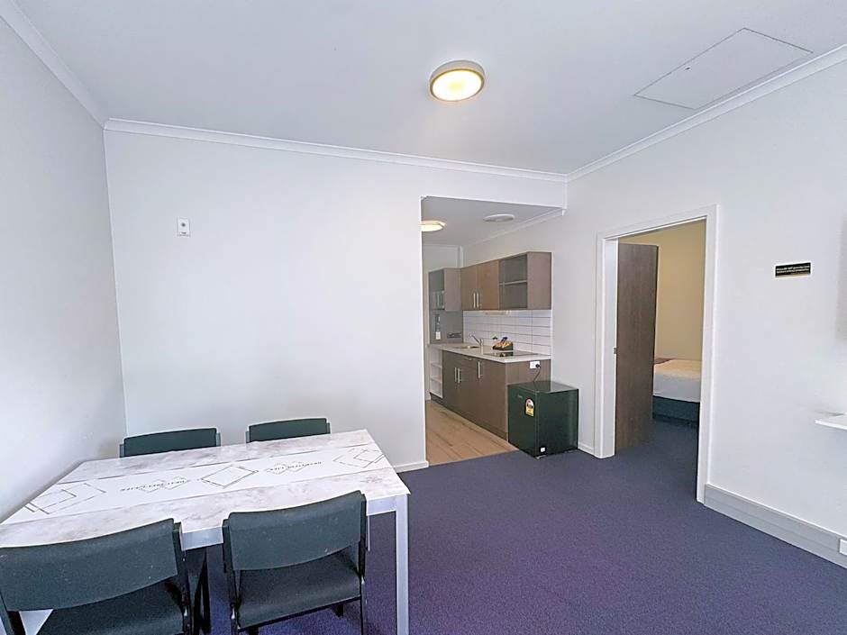 Amethyst Court Motor Lodge