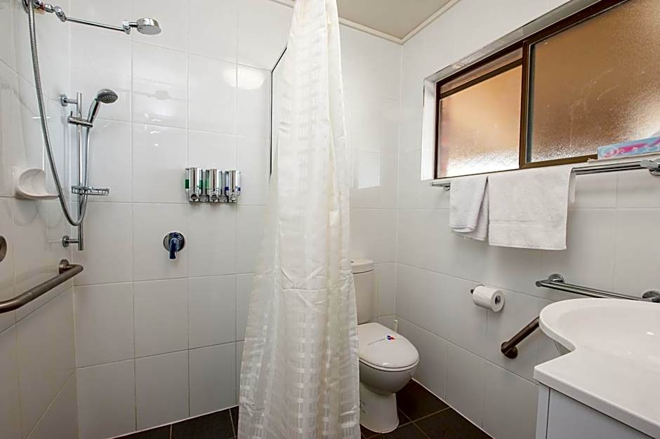 Allan Cunningham Motel