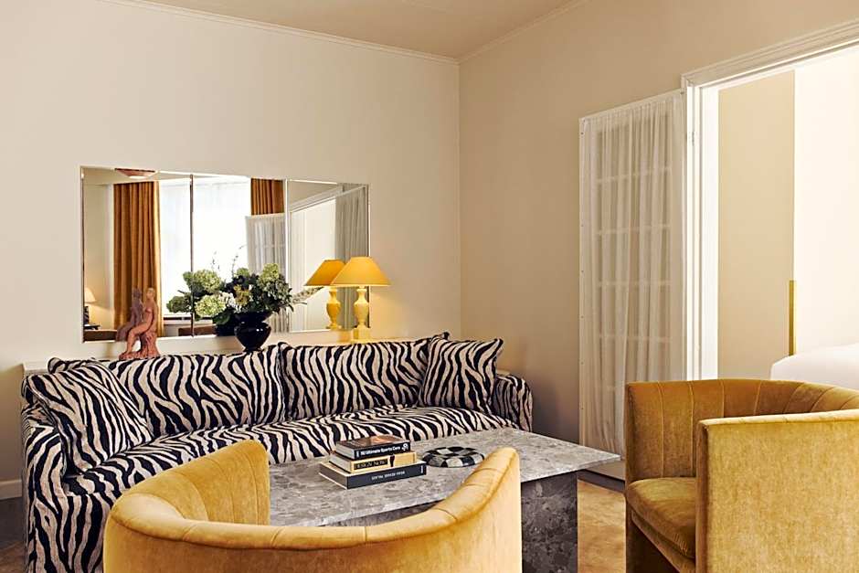 Coco Hotel