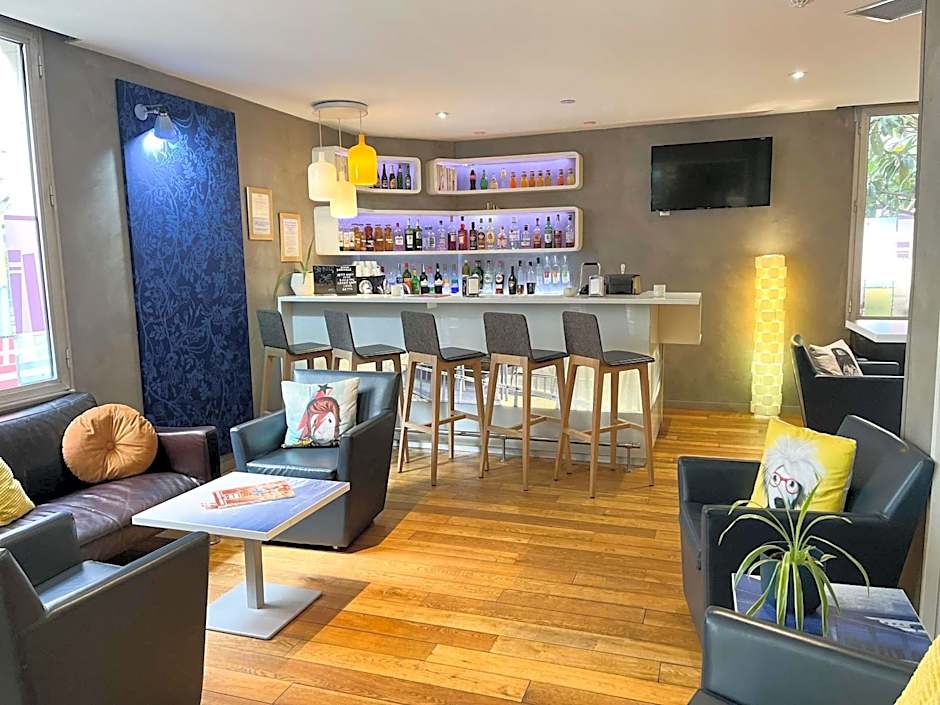 Ibis Styles Paris Tolbiac Bibliotheque