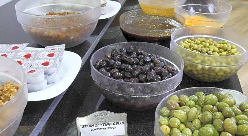 Hotel Senbayrak City