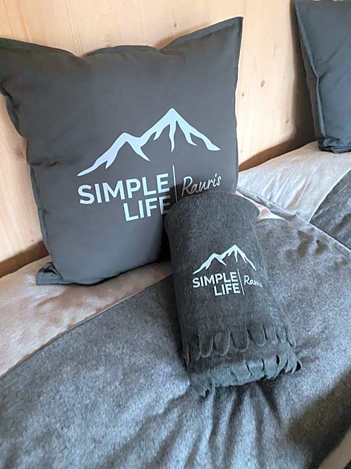 Simple Life Apartments