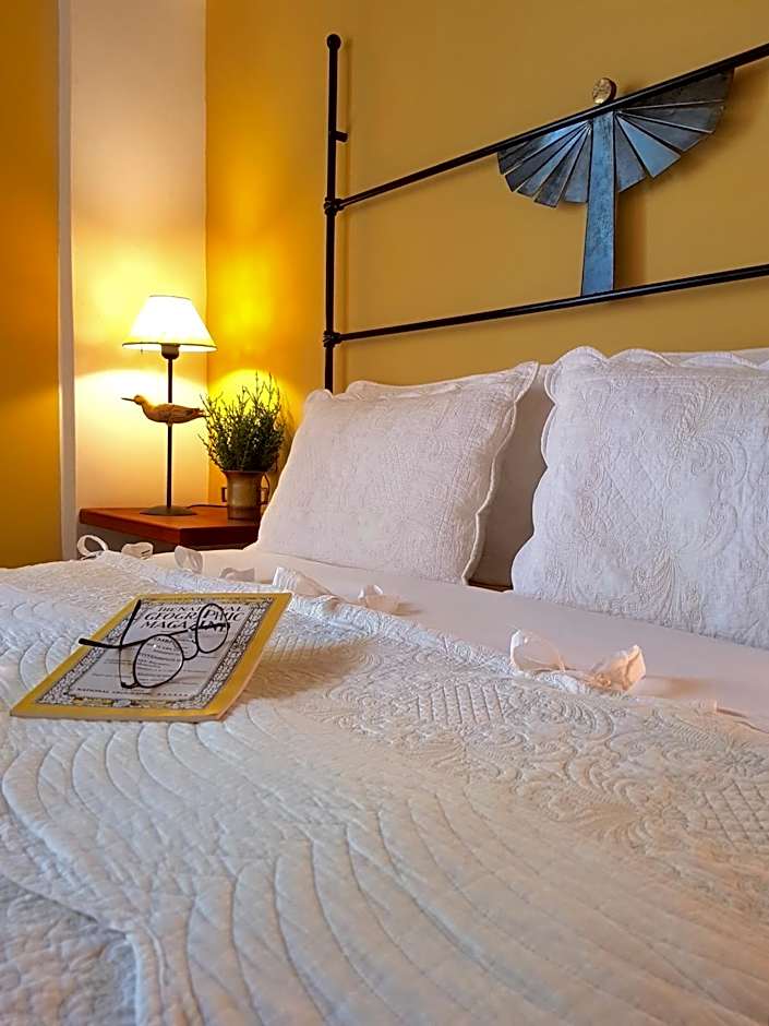 Helicon Muses Friendly Mountain B&B Guesthouse