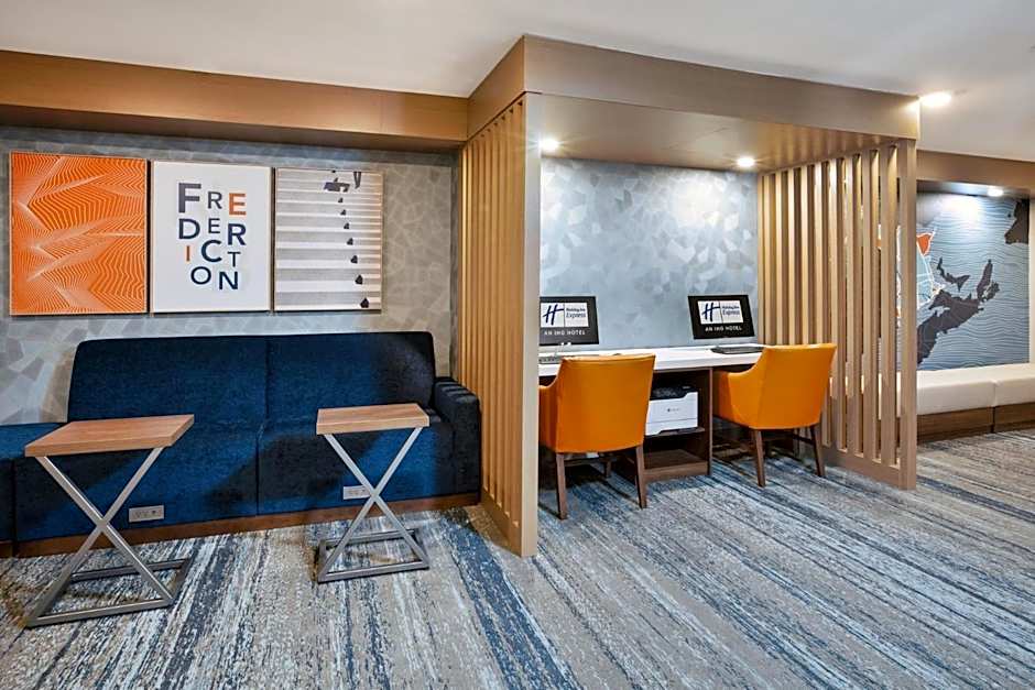 HOLIDAY INN EXPRESS & SUITES FREDERICTON By IHG