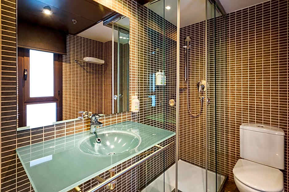 B&B HOTEL Vitoria General Álava