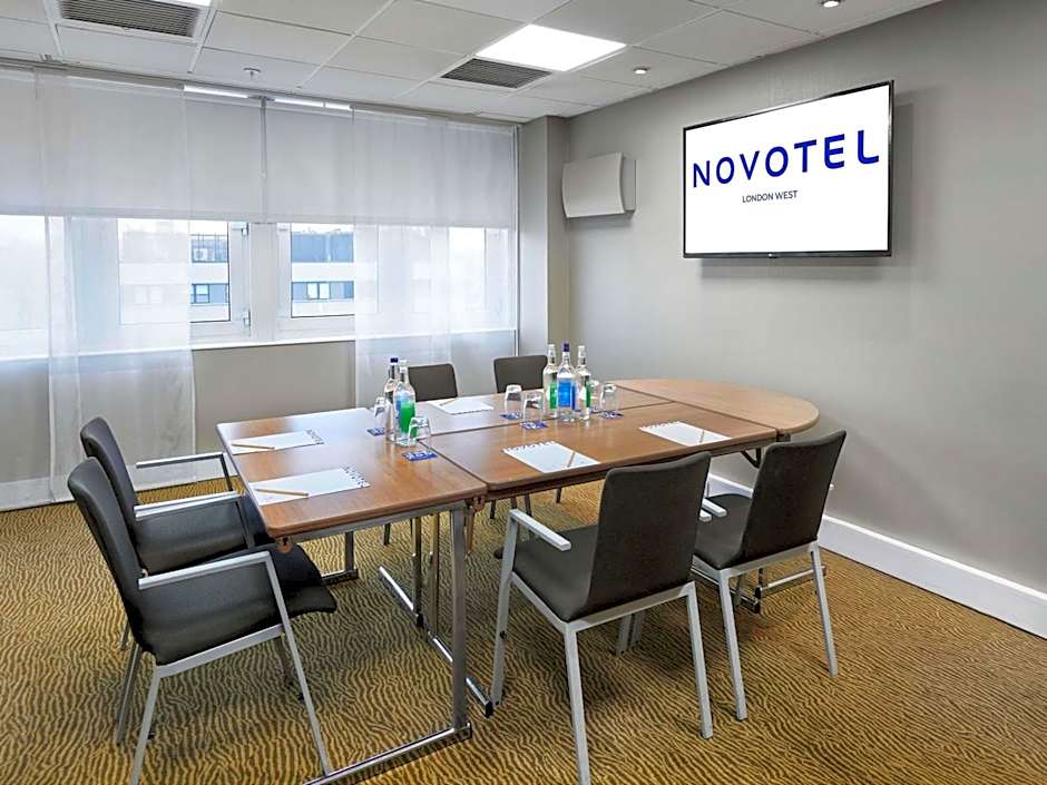Novotel London West