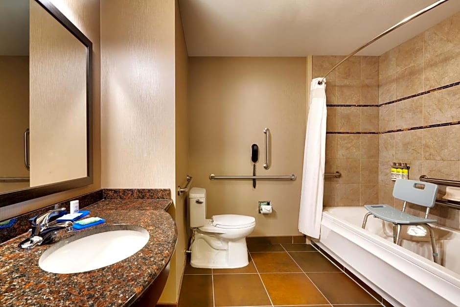 Holiday Inn Express Hotel & Suites Butte