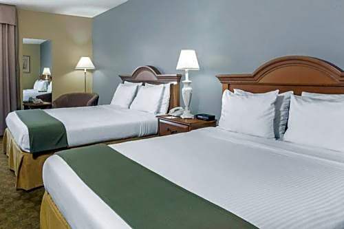Days Inn by Wyndham Selma