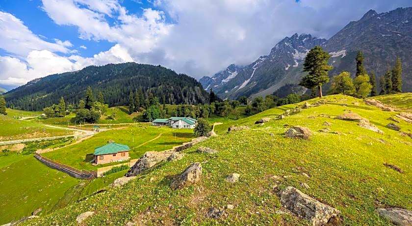 Country Inn & Suites By Radisson Jammu