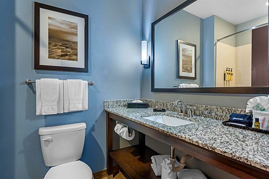 Best Western Plus Overland Inn