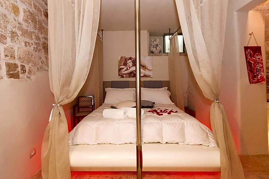 Antico Mondo Rooms & Suites