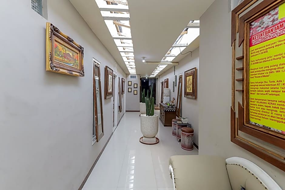 RedDoorz Syariah @ House Of Melati Kepanjen