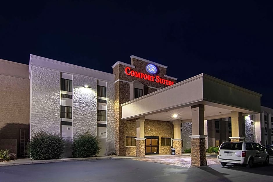 Comfort Suites Knoxville Airport