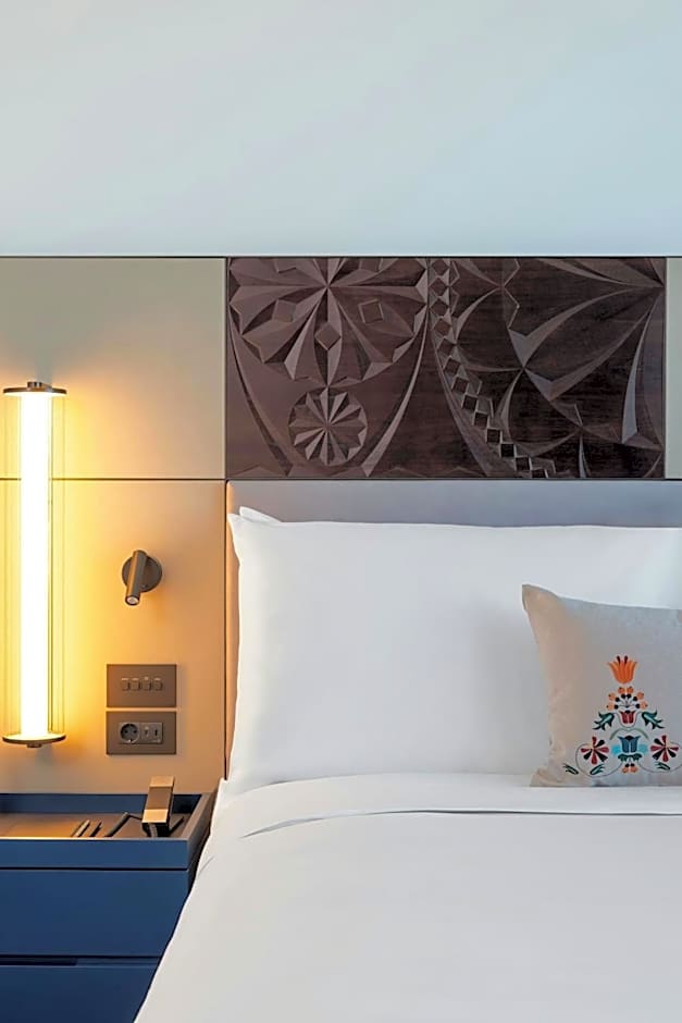 Dorothea Hotel, Budapest, Autograph Collection