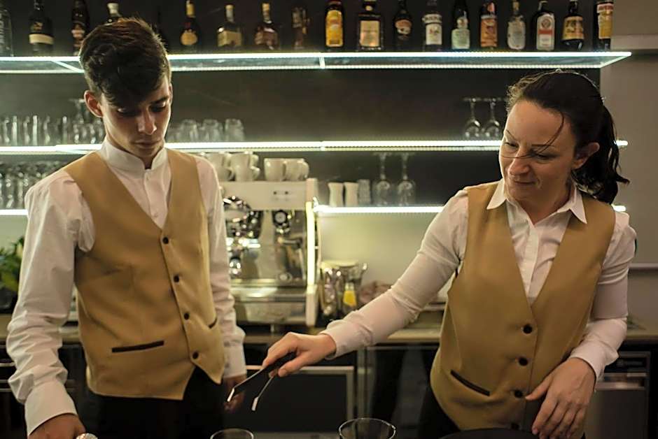 Hotel Ambassador
