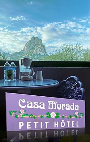 Casa Morada