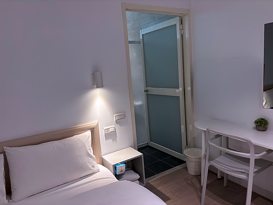 Bluewater Hotel - Xpark. Gloria Outlets. Taoyuan Baseball Stadium.