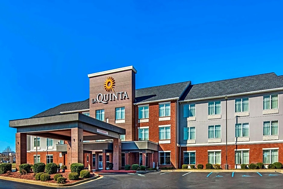 La Quinta Inn & Suites by Wyndham Oxford - Anniston