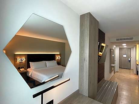 Location Room with Two Beds - Non-Smoking