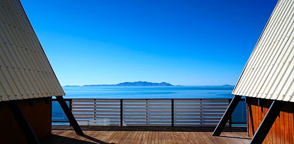 Base Backpackers Hotel Magnetic Island