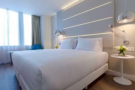 Standard Double Room Free Parking Promo with breakfast