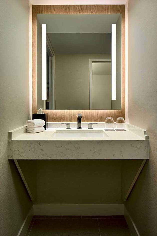 Sheraton Suites Chicago O'Hare