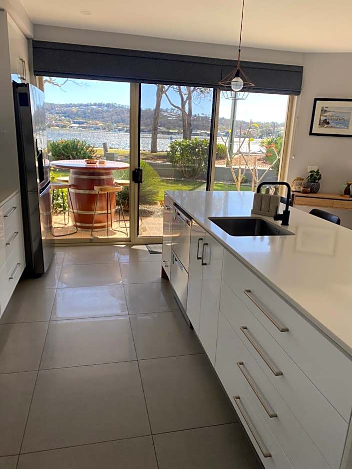 Merimbula Lake Apartments