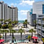 Pelican Pointe Hotel