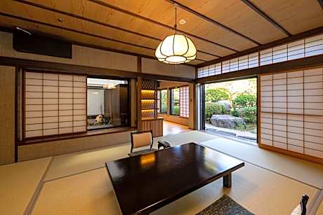 Suite with Garden View