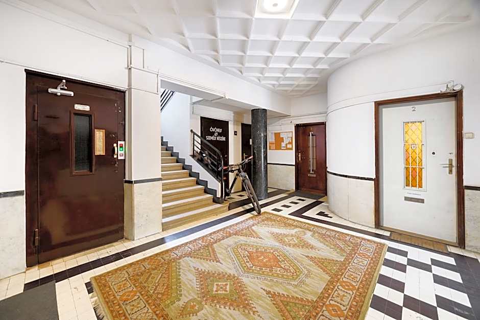 Stylish Homes Downtown Buda