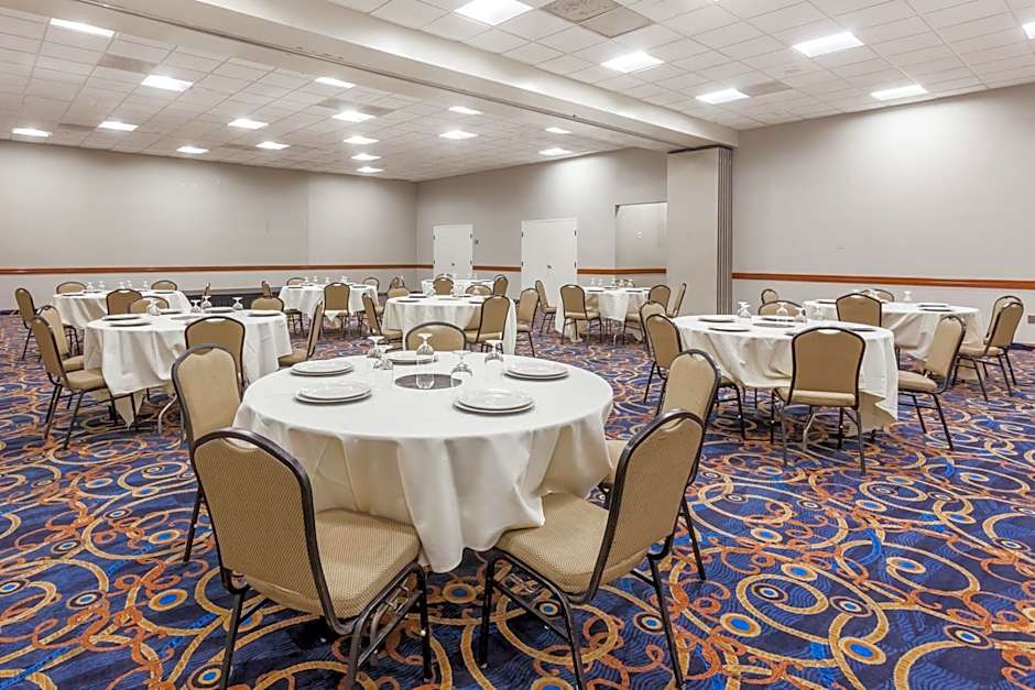 Ramada by Wyndham San Diego National City